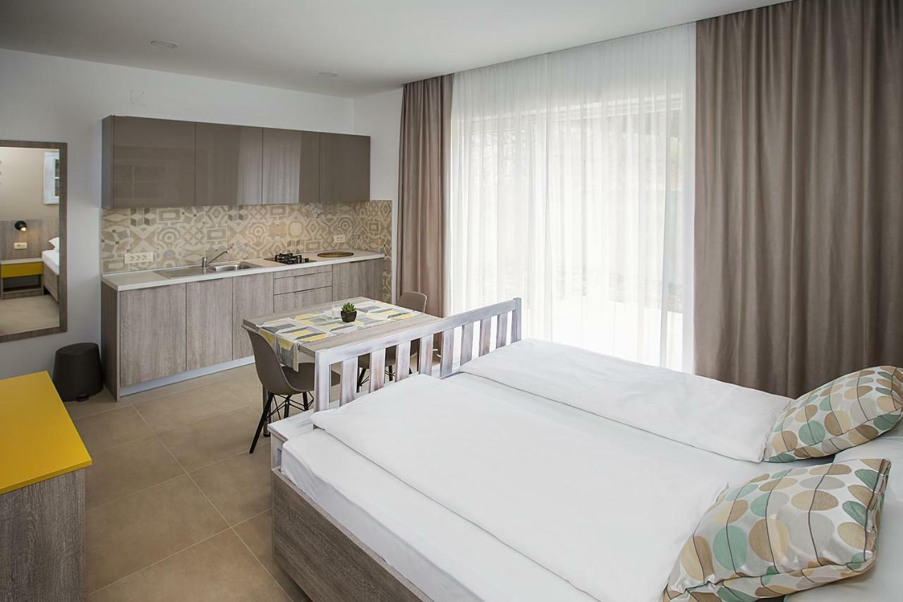 Apartments Capic Marin Baška Exterior foto